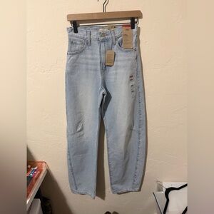 Levi's Women's Cinch Barrel Jeans